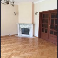 Dom na sprzedaż